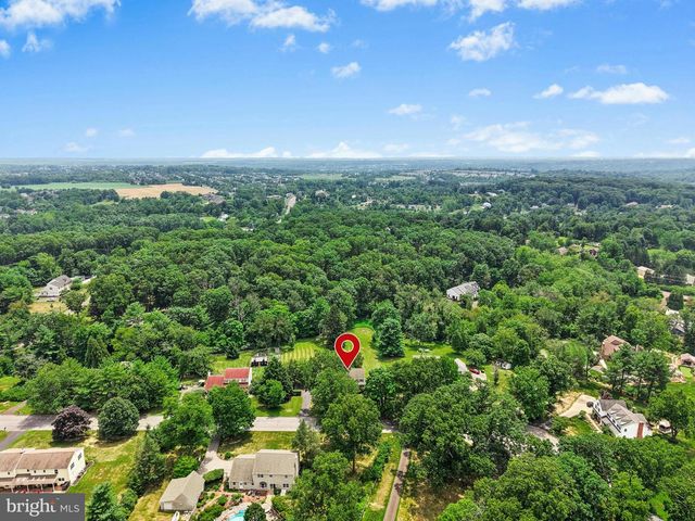 2608 SPRINGHILL CIR, Furlong, PA 18925