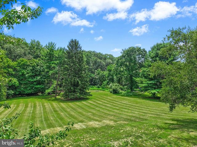 2608 SPRINGHILL CIR, Furlong, PA 18925