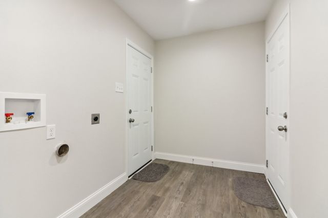 1805 Franklin Street, Irving, TX 75060