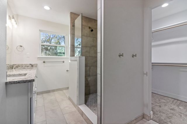 1805 Franklin Street, Irving, TX 75060