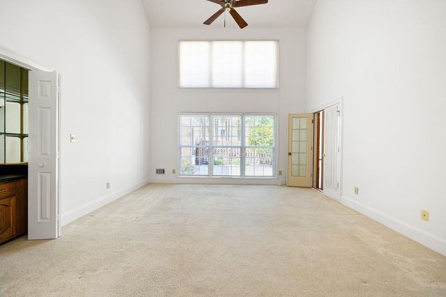 280 Camelot Drive, Fayetteville, GA 30214