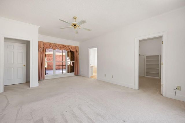 280 Camelot Drive, Fayetteville, GA 30214