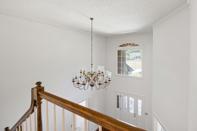 280 Camelot Drive, Fayetteville, GA 30214