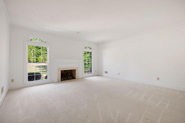 280 Camelot Drive, Fayetteville, GA 30214