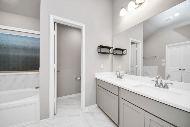 12915 California Palm Court, Cypress, TX 77433