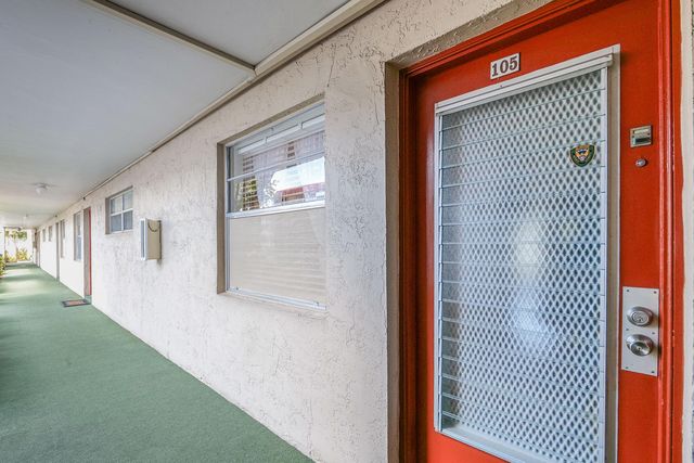 3531 Inverrary Drive 105, Lauderhill, FL 33319