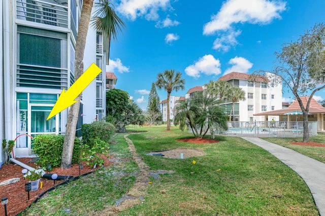 3531 Inverrary Drive 105, Lauderhill, FL 33319