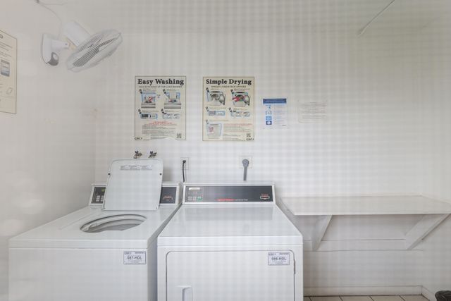 3531 Inverrary Drive 105, Lauderhill, FL 33319