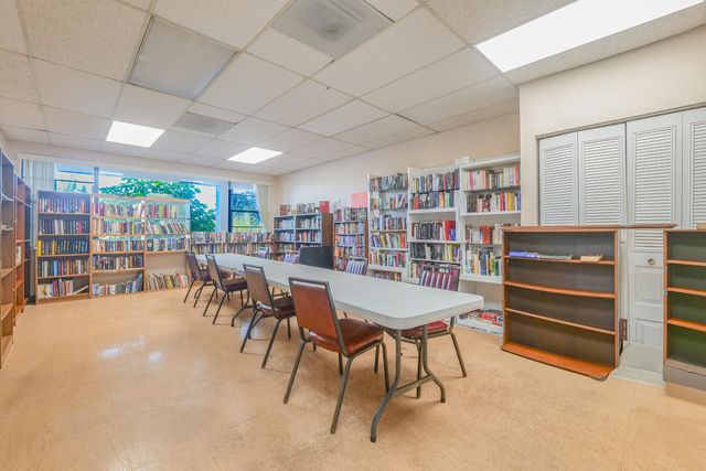 3531 Inverrary Drive 105, Lauderhill, FL 33319