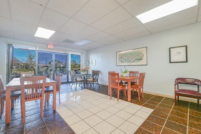 3531 Inverrary Drive 105, Lauderhill, FL 33319