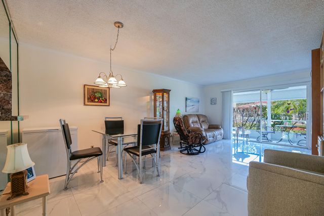 3531 Inverrary Drive 105, Lauderhill, FL 33319