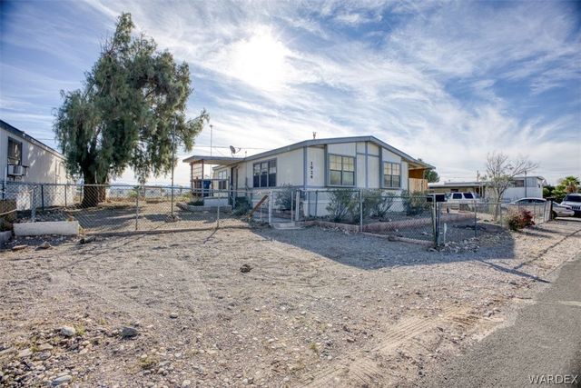1924 Montclair Drive, Bullhead City, AZ 86442