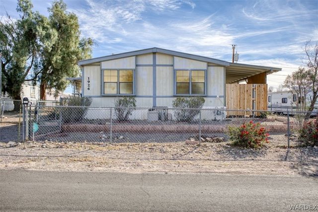 1924 Montclair Drive, Bullhead City, AZ 86442