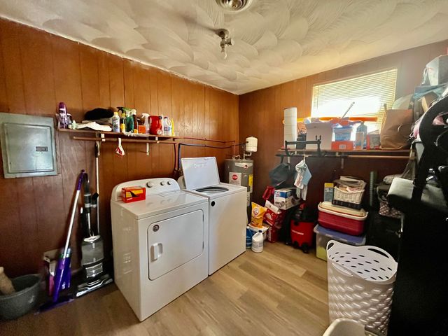 121 Tampa DR, Roanoke, VA 24019