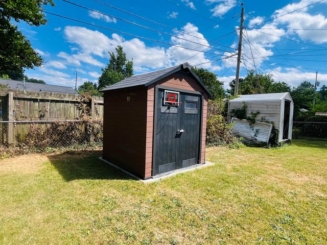 121 Tampa DR, Roanoke, VA 24019