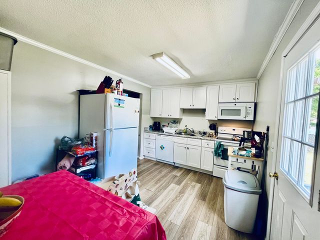 121 Tampa DR, Roanoke, VA 24019
