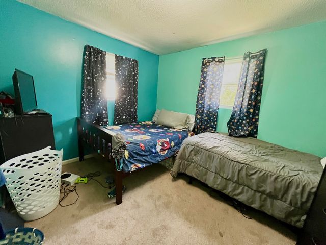 121 Tampa DR, Roanoke, VA 24019