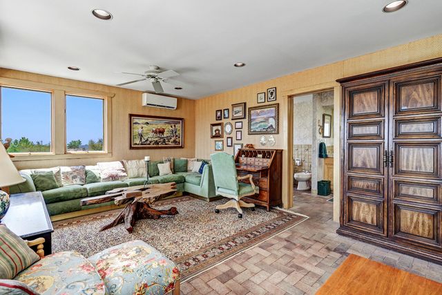 3630 Vista Grande Drive NW, Albuquerque, NM 87120