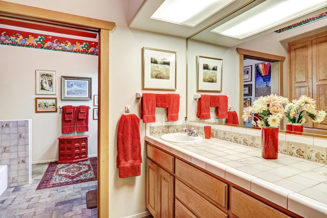3630 Vista Grande Drive NW, Albuquerque, NM 87120