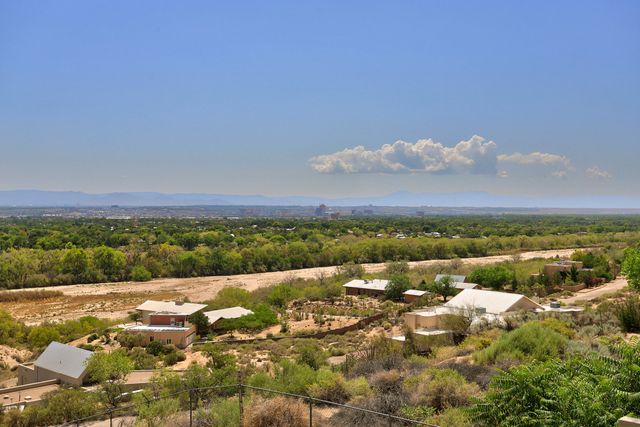 3630 Vista Grande Drive NW, Albuquerque, NM 87120