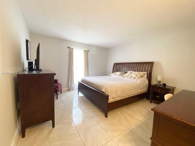 201 178th Dr 230, Sunny Isles Beach, FL 33160