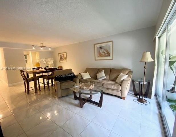 201 178th Dr 230, Sunny Isles Beach, FL 33160
