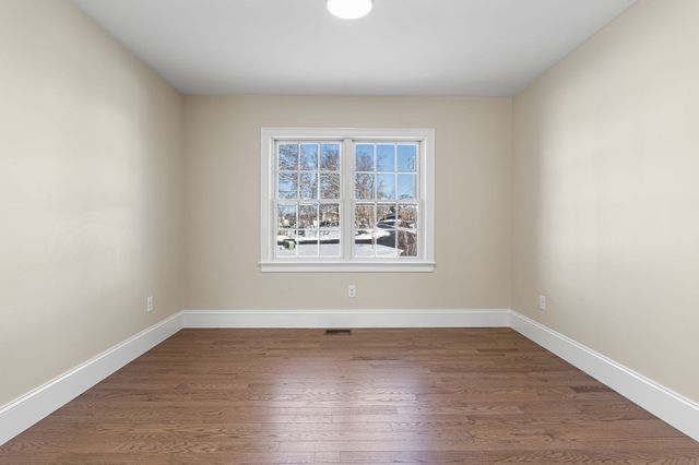 41 Lantern Lane, Braintree, MA 02184