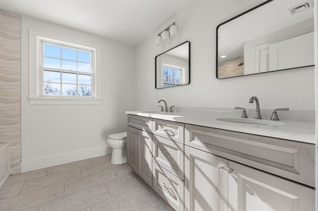 41 Lantern Lane, Braintree, MA 02184