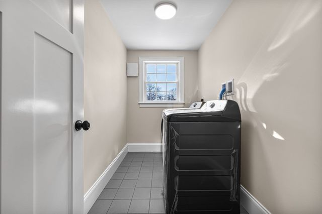 41 Lantern Lane, Braintree, MA 02184
