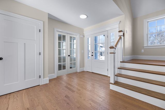 41 Lantern Lane, Braintree, MA 02184