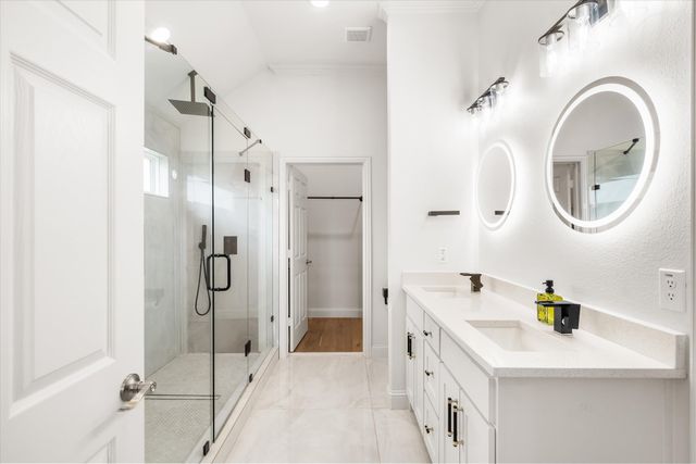 1883 Meadowview, Canton, TX 75103