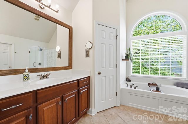 179 Shoreline Parkway, Tega Cay, SC 29708