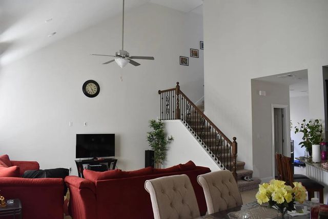 1109 Sundrops ST, Leander, TX 78641