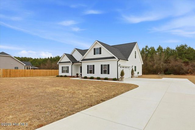 204 Fitzgerald Drive, Pikeville, NC 27863