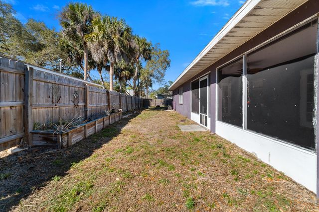 686 Joy Street, Sebastian, FL 32958