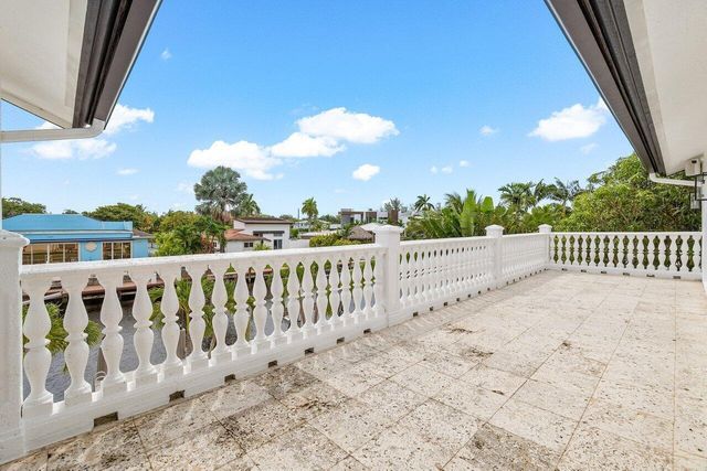 1366 SW 4th Court, Boca Raton, FL 33432