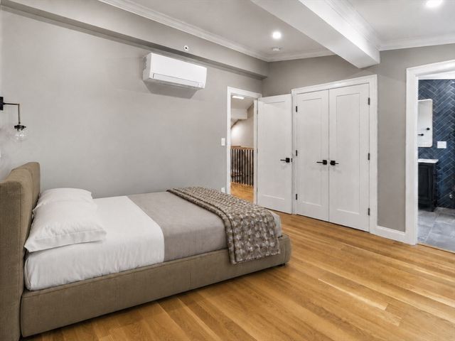 48 Fayette St, Boston, MA 02116