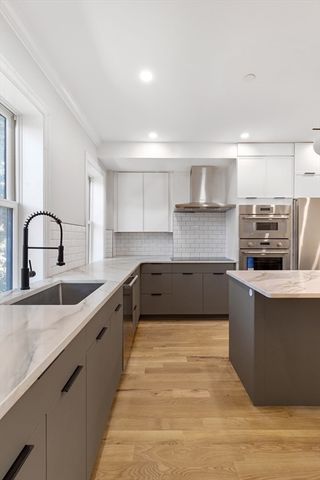 48 Fayette St, Boston, MA 02116