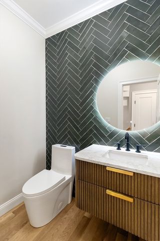 48 Fayette St, Boston, MA 02116
