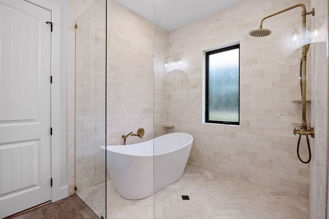 4108 Stone Creek Dr., Kerrville, TX 78028