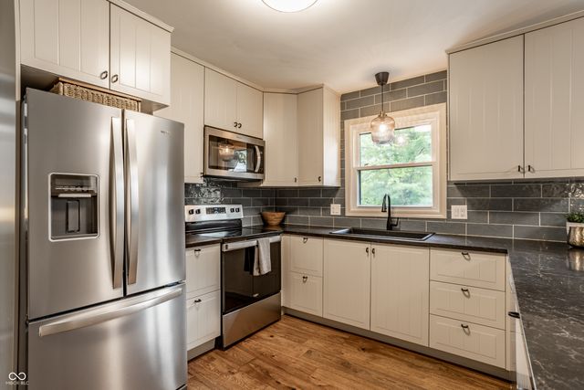 3694 Stratford Place, Carmel, IN 46033