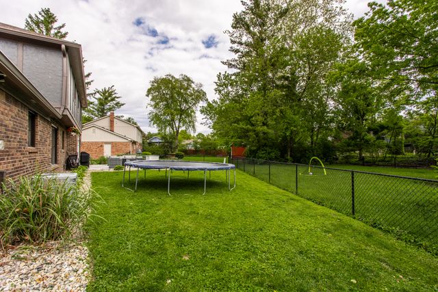 3694 Stratford Place, Carmel, IN 46033