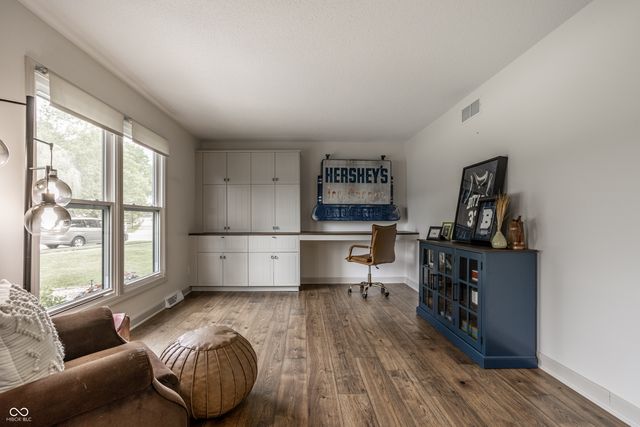 3694 Stratford Place, Carmel, IN 46033
