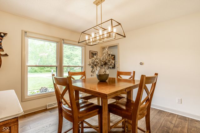 3694 Stratford Place, Carmel, IN 46033