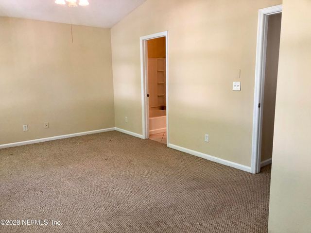 5749 PARKSTONE CROSSING Drive, Jacksonville, FL 32258