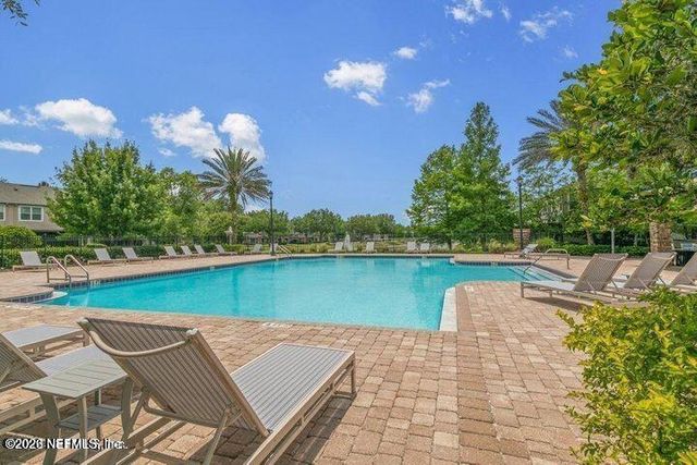 5749 PARKSTONE CROSSING Drive, Jacksonville, FL 32258