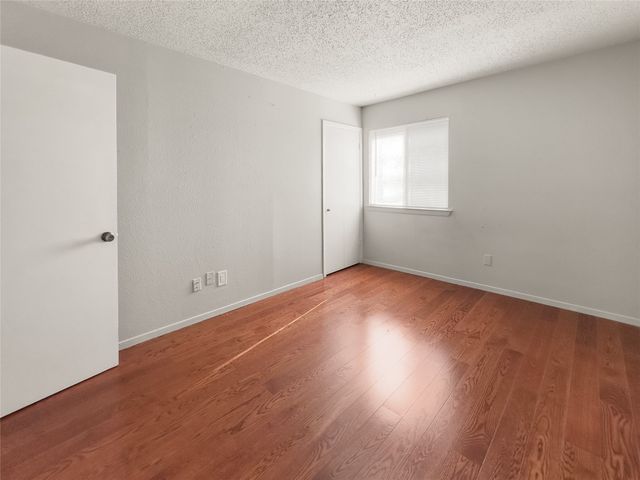 3939 N Garland Avenue 4, Garland, TX 75040