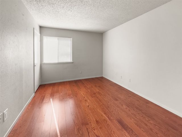 3939 N Garland Avenue 4, Garland, TX 75040