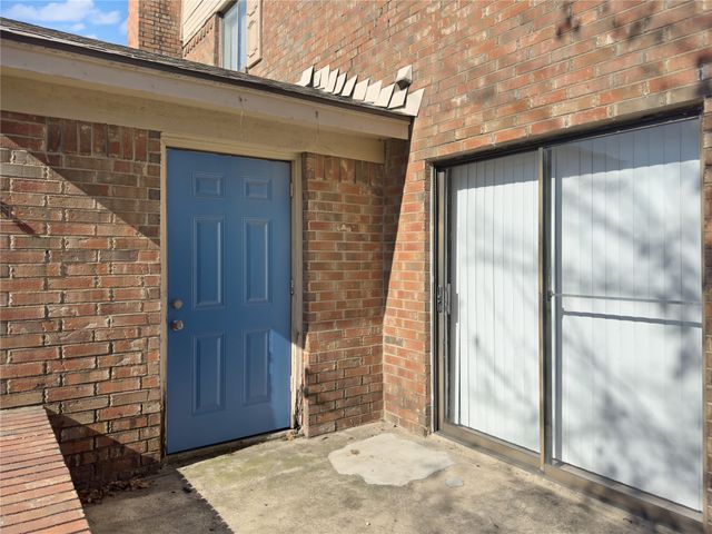 3939 N Garland Avenue 4, Garland, TX 75040