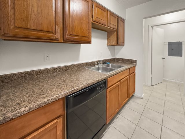 3939 N Garland Avenue 4, Garland, TX 75040